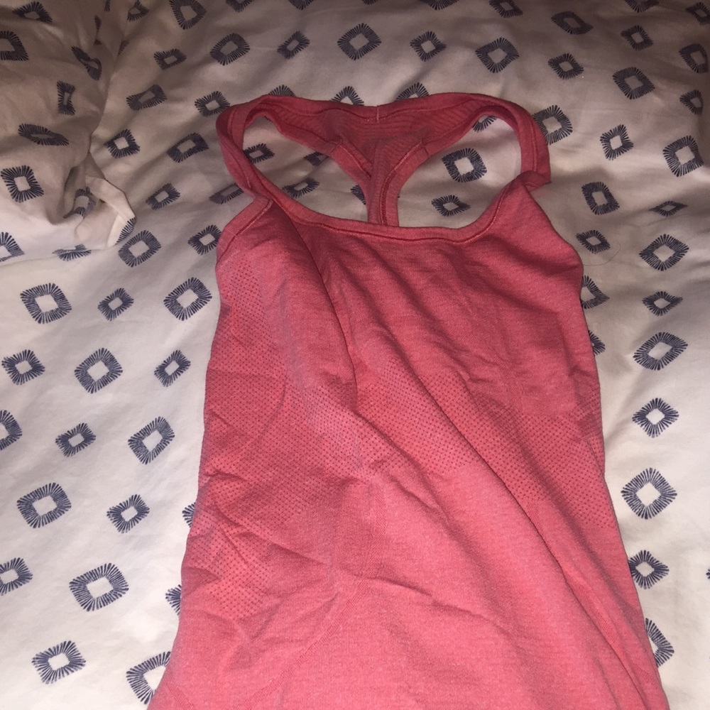 Lululemon tank top